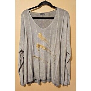 Made in Italy painted v neck sweater, soft, comfortable, l-xl